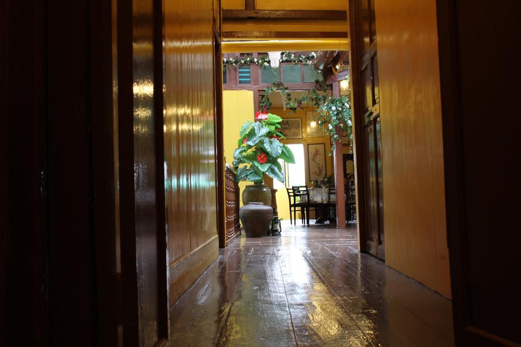 Vintage House Hotel George Town Exterior photo